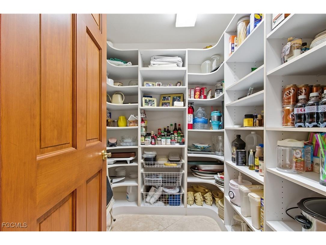 15532 Fiddlesticks Boulevard Fort Myers FL 33912 2025013841 image14