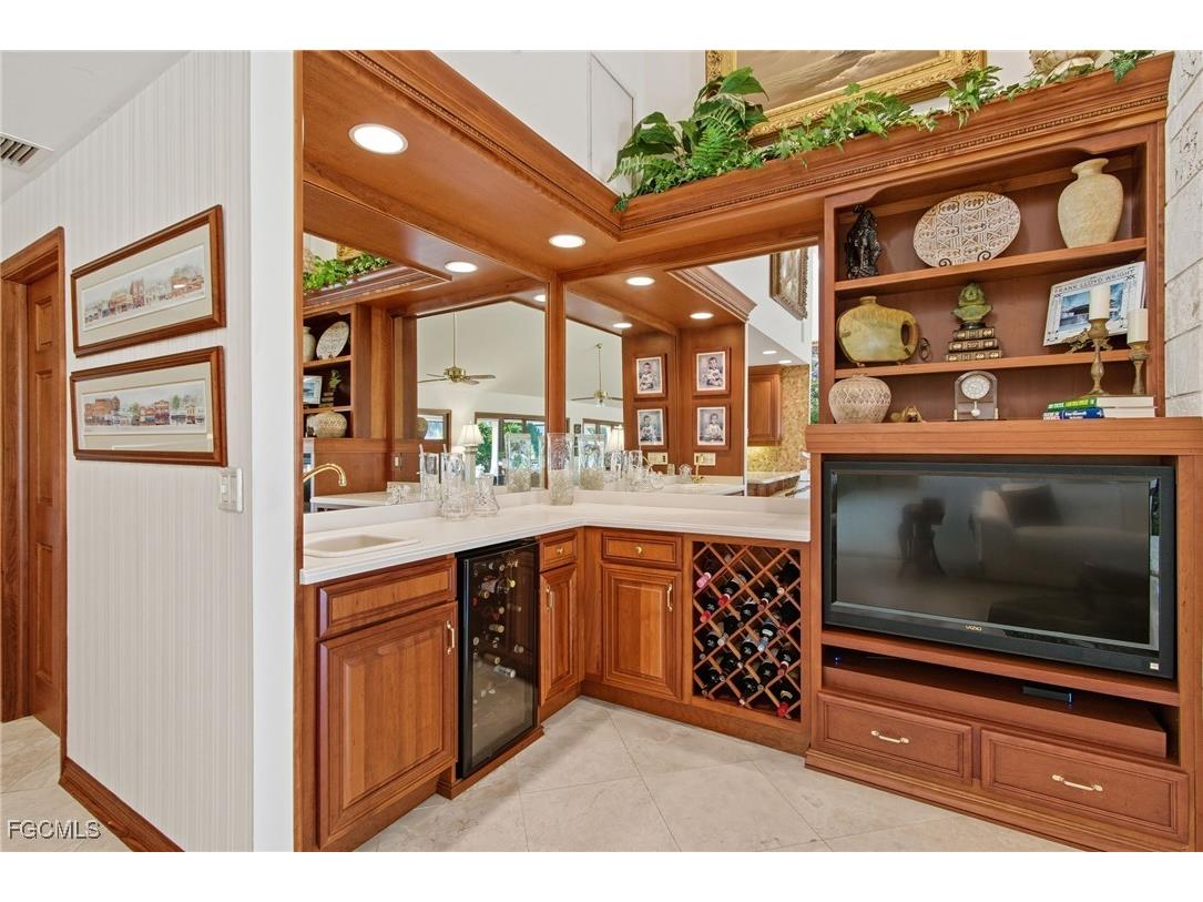 15532 Fiddlesticks Boulevard Fort Myers FL 33912 2025013841 image15