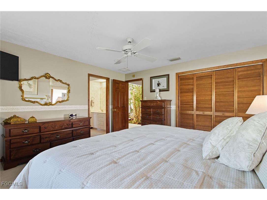 15532 Fiddlesticks Boulevard Fort Myers FL 33912 2025013841 image29