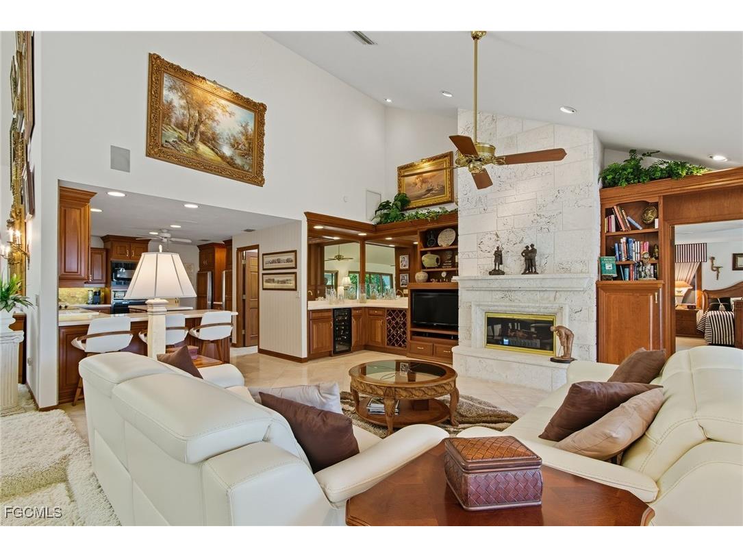 15532 Fiddlesticks Boulevard Fort Myers FL 33912 2025013841 image5