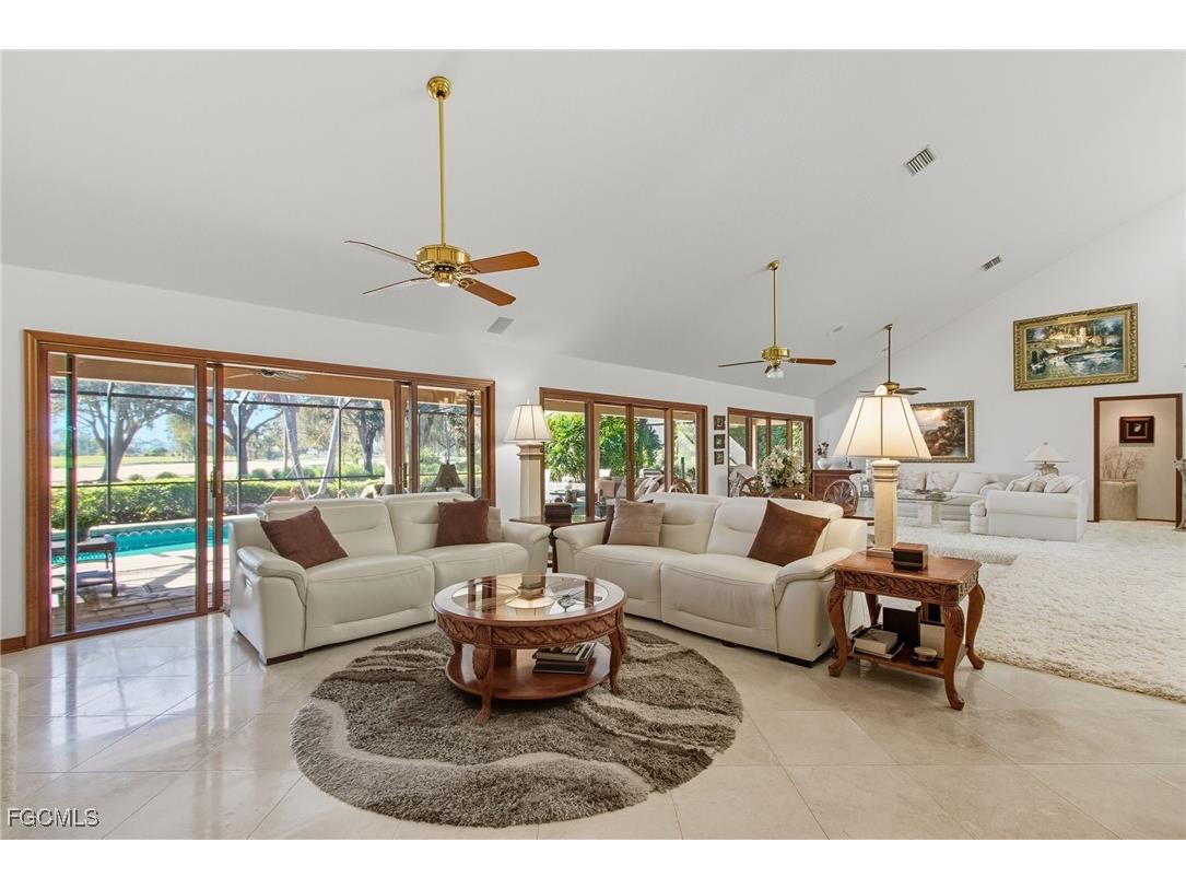 15532 Fiddlesticks Boulevard Fort Myers FL 33912 2025013841 image6