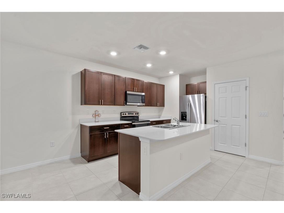 15535 Wildflower Circle Naples FL 34119 225070187 image8