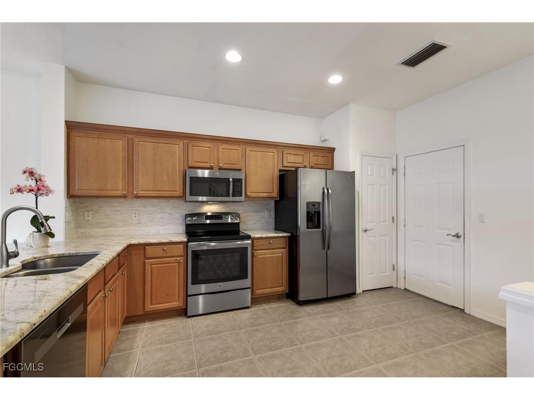 15536 Marcello Circle Naples FL 34110 2025014670 image4