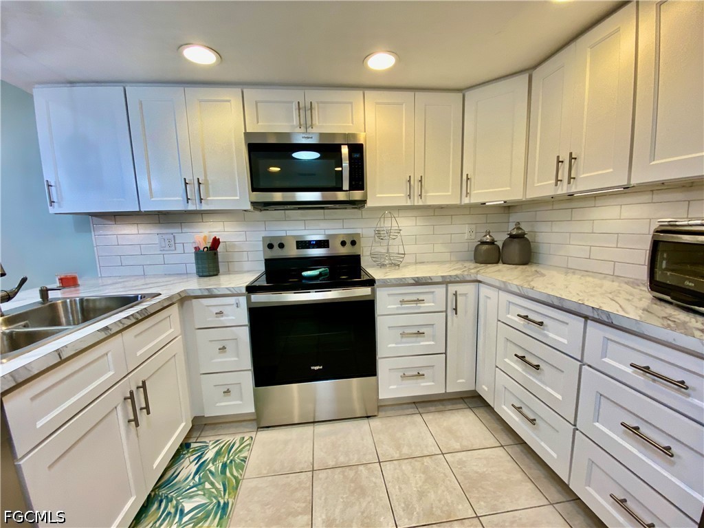 15546 Crystal Lake Drive North Fort Myers FL 33917 2026018876 image11