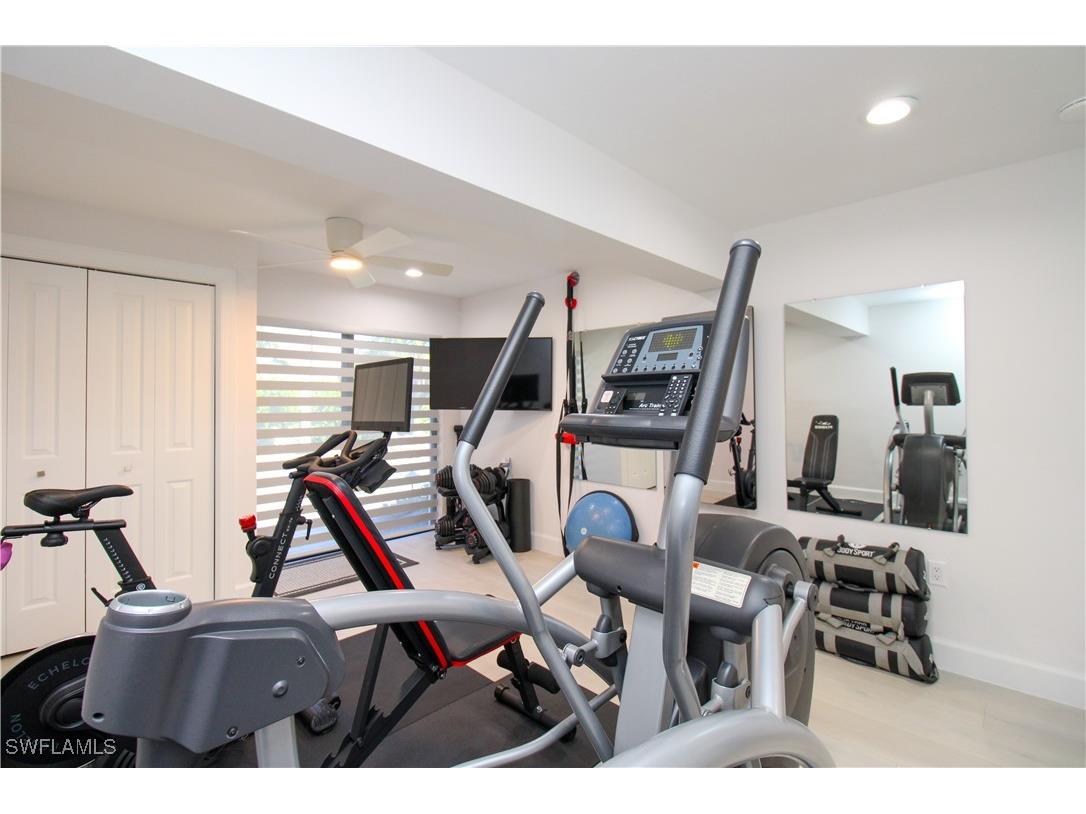 1555 Crayton Road Naples FL 34102 225080510 image17