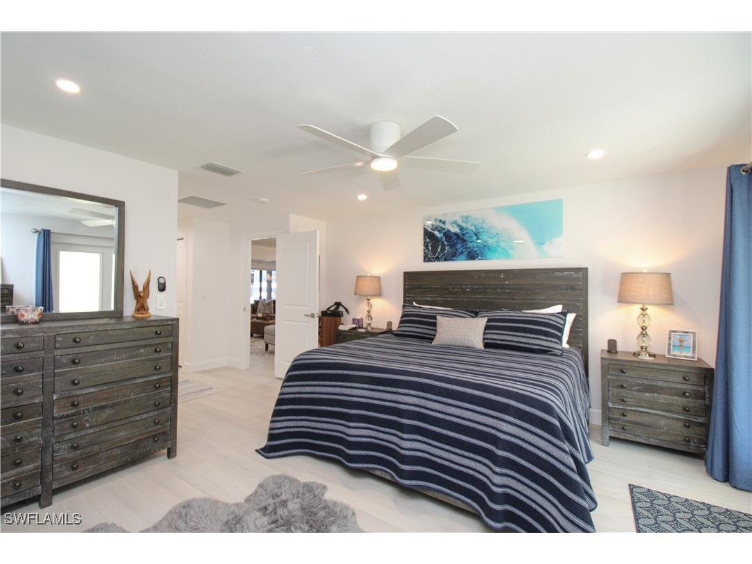 1555 Crayton Road Naples FL 34102 225080510 image20