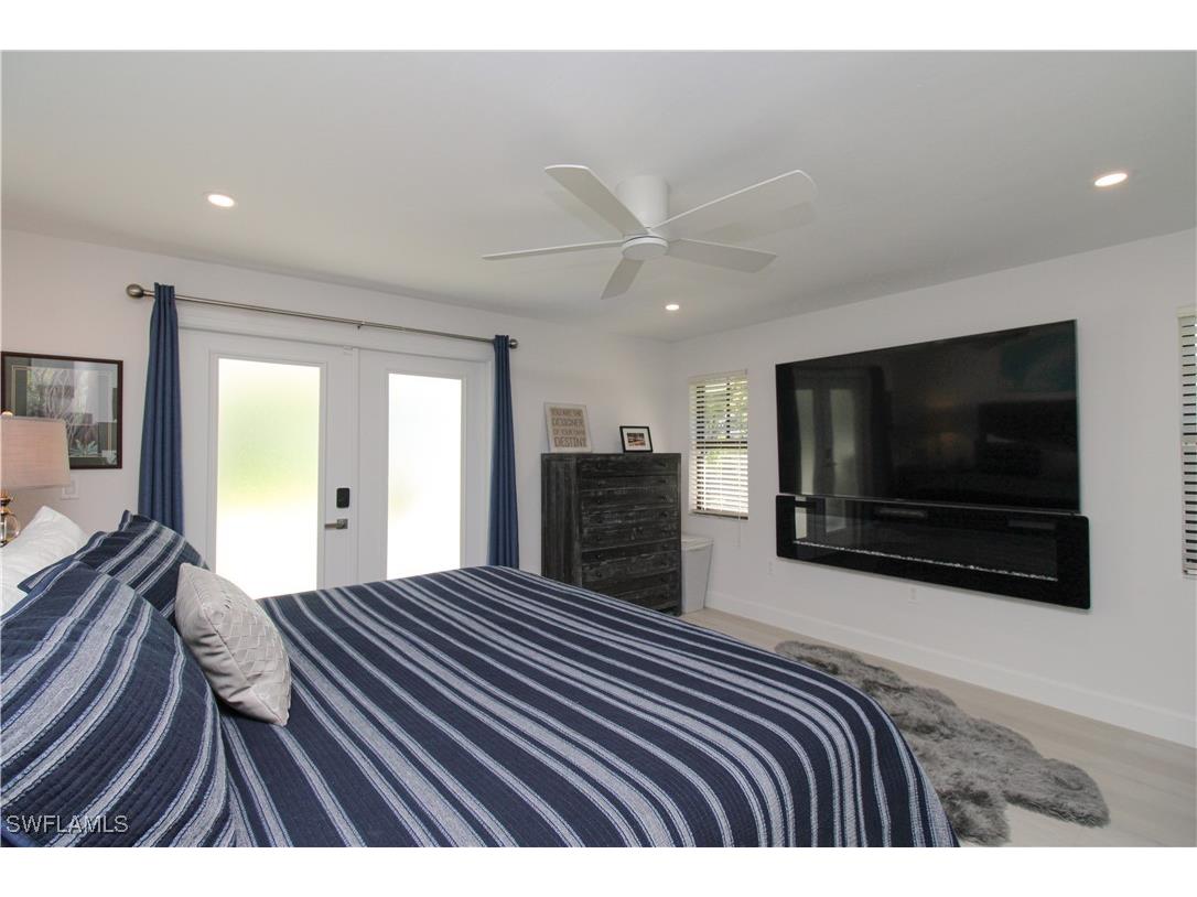 1555 Crayton Road Naples FL 34102 225080510 image21