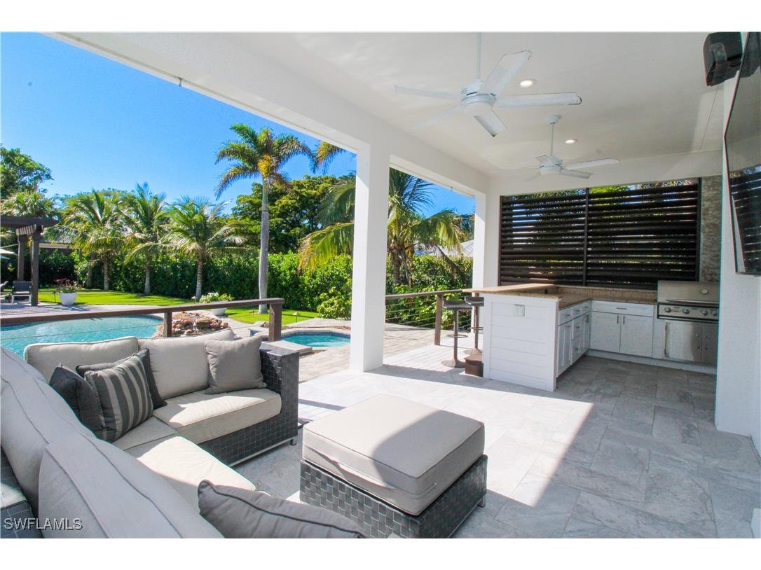 1555 Crayton Road Naples FL 34102 225080510 image32