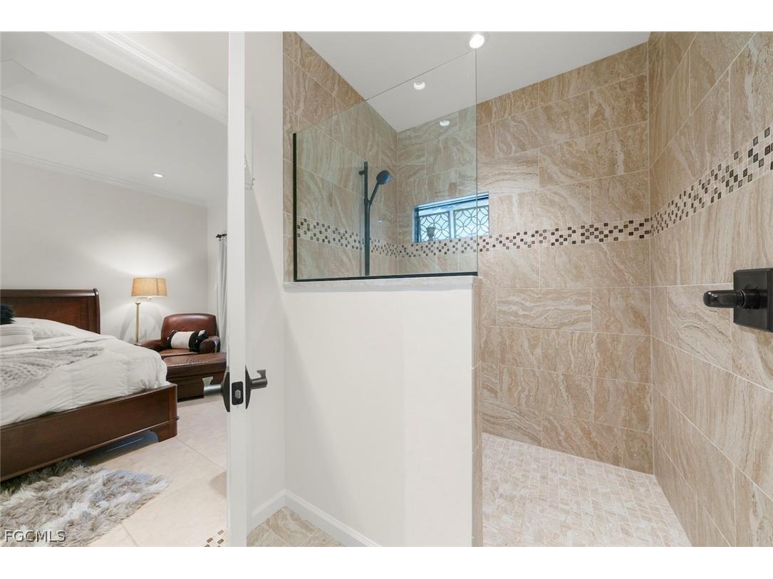 15560 Greenock Lane Fort Myers FL 33912 2026013600 image36