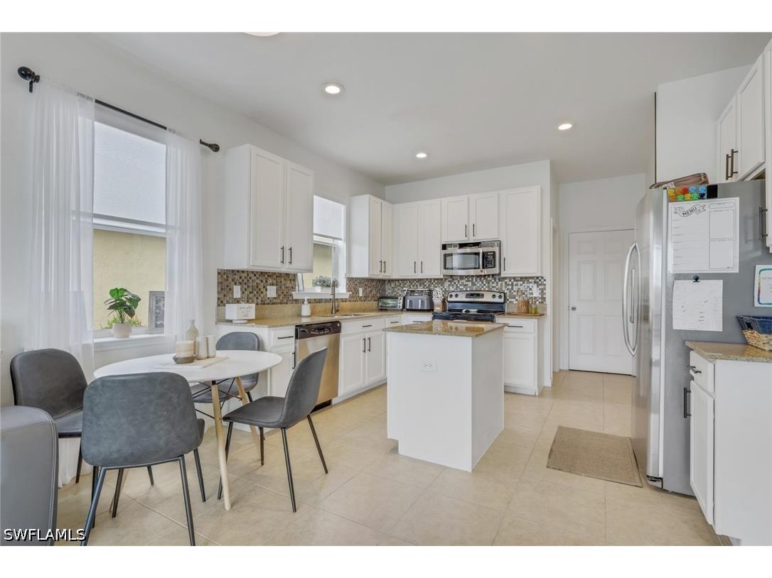 1557 Birdie Drive Naples FL 34120 226012685 image8