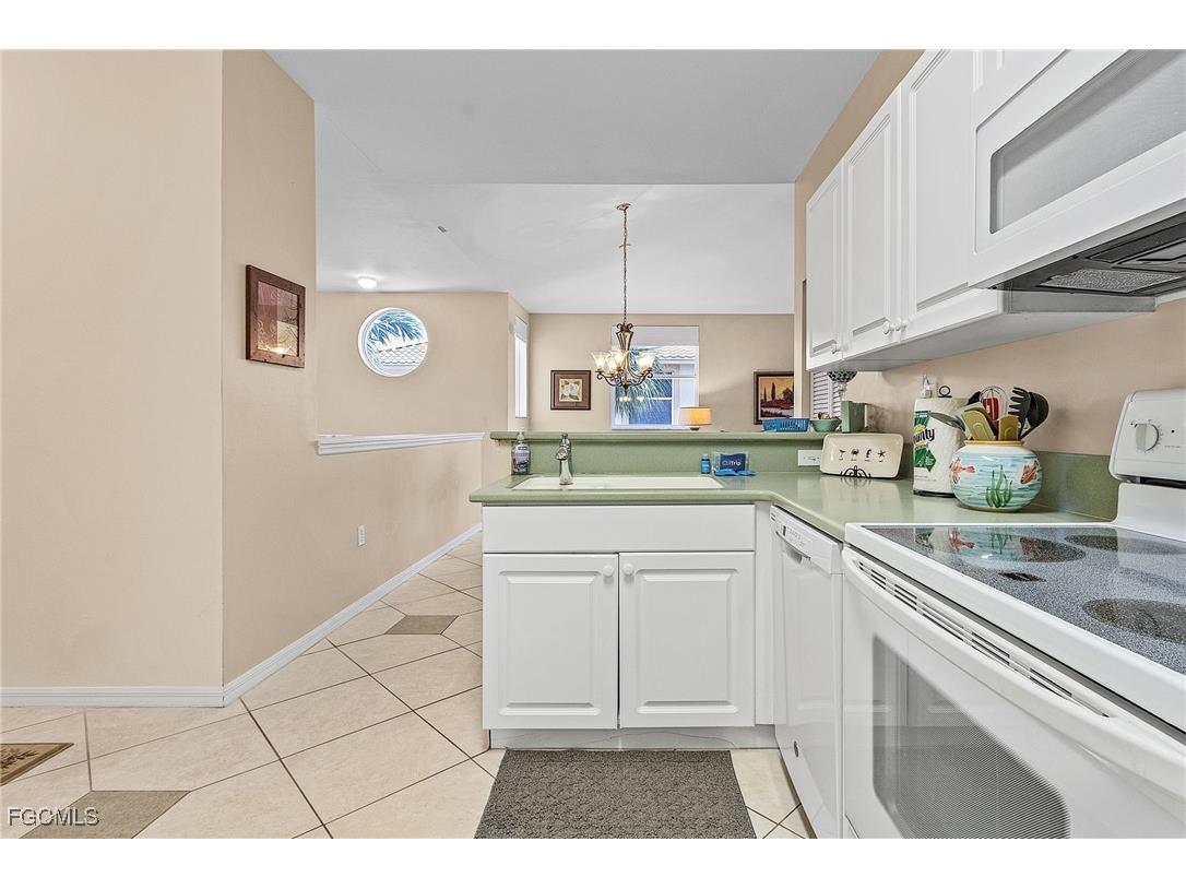 15571 Bellamar Drive #1521 Fort Myers FL 33908 2025002696 image10