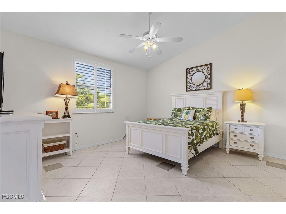 15571 Bellamar Drive #1521 Fort Myers FL 33908 2025002696 image12