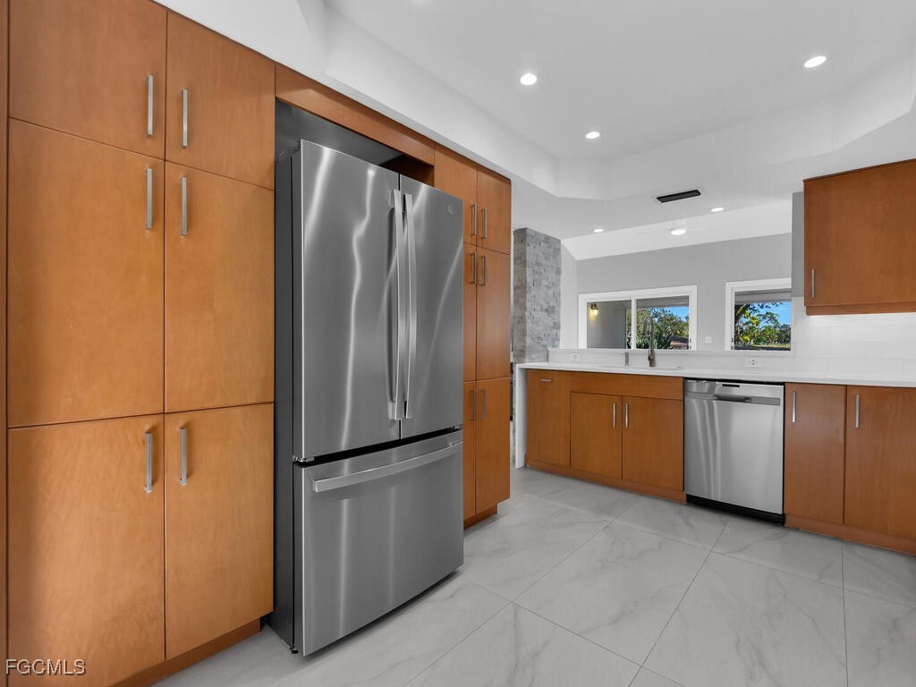 15573 Lockmaben Avenue Fort Myers FL 33912 2025022694 image14