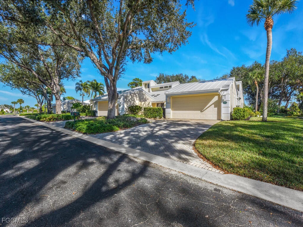 15573 Lockmaben Avenue Fort Myers FL 33912 2025022694 image2