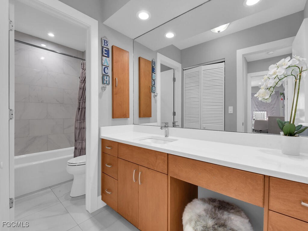 15573 Lockmaben Avenue Fort Myers FL 33912 2025022694 image26