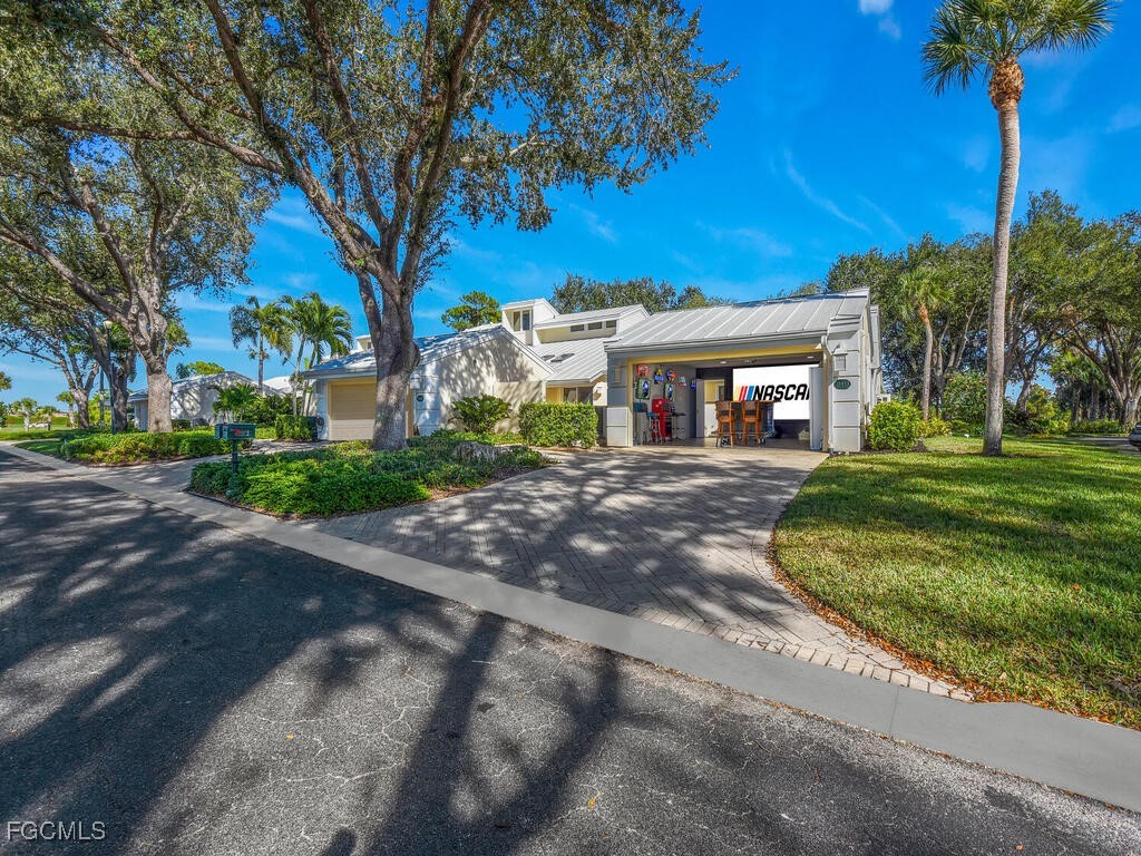 15573 Lockmaben Avenue Fort Myers FL 33912 2025022694 image38