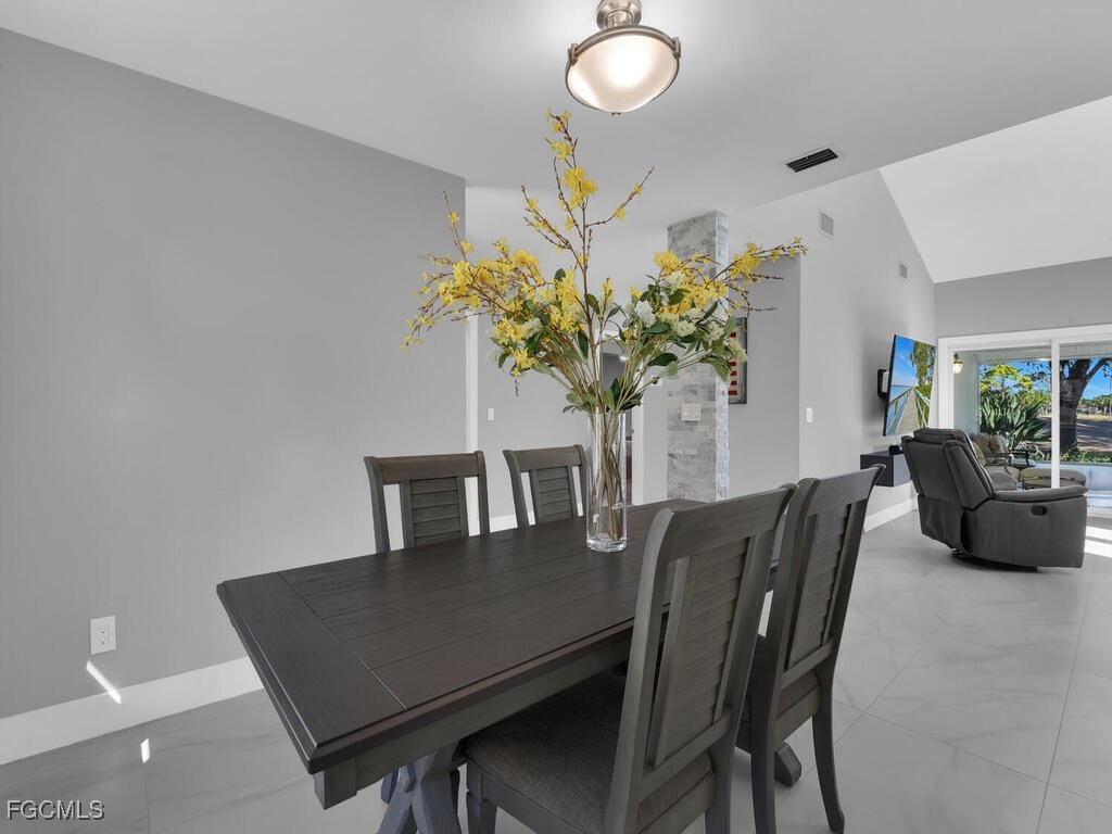 15573 Lockmaben Avenue Fort Myers FL 33912 2025022694 image7