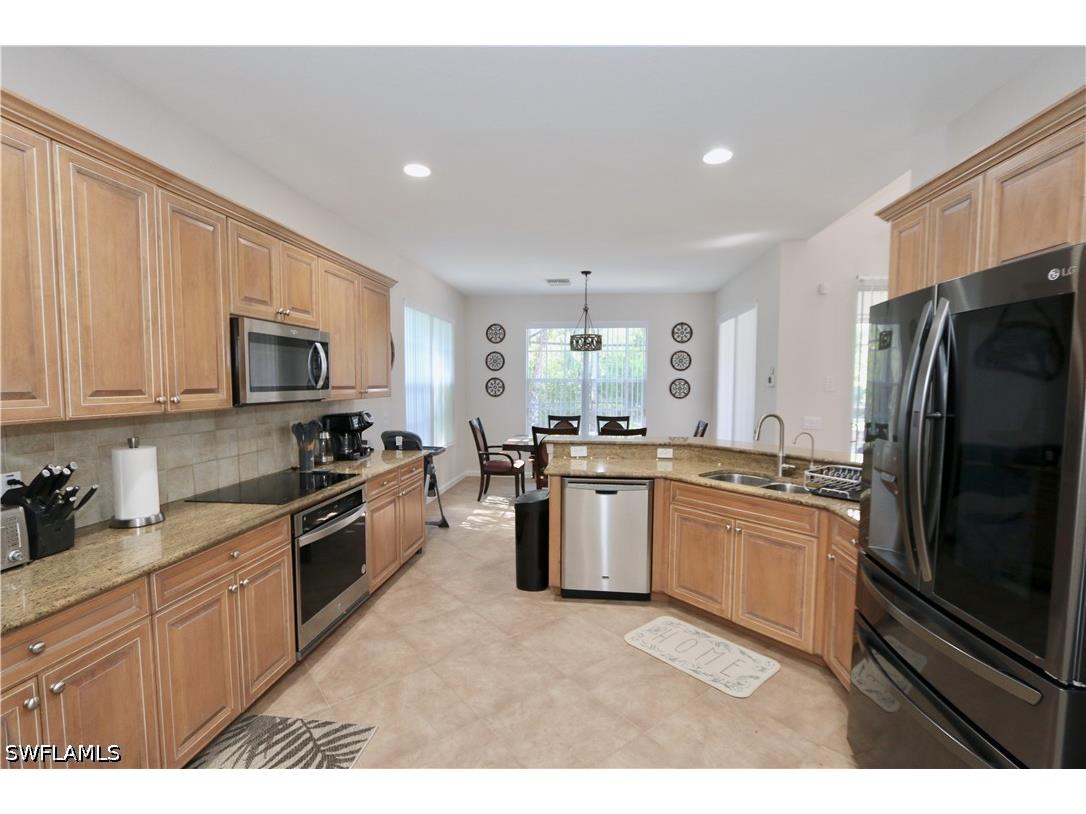 15578 Vallecas Lane Naples FL 34110 226025283 image10