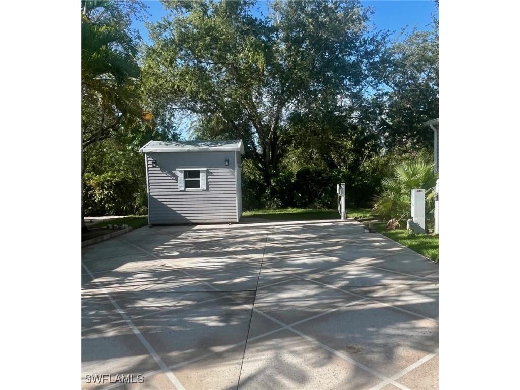 1558 Diamond Lake Circle Naples FL 34114 225059030 image4