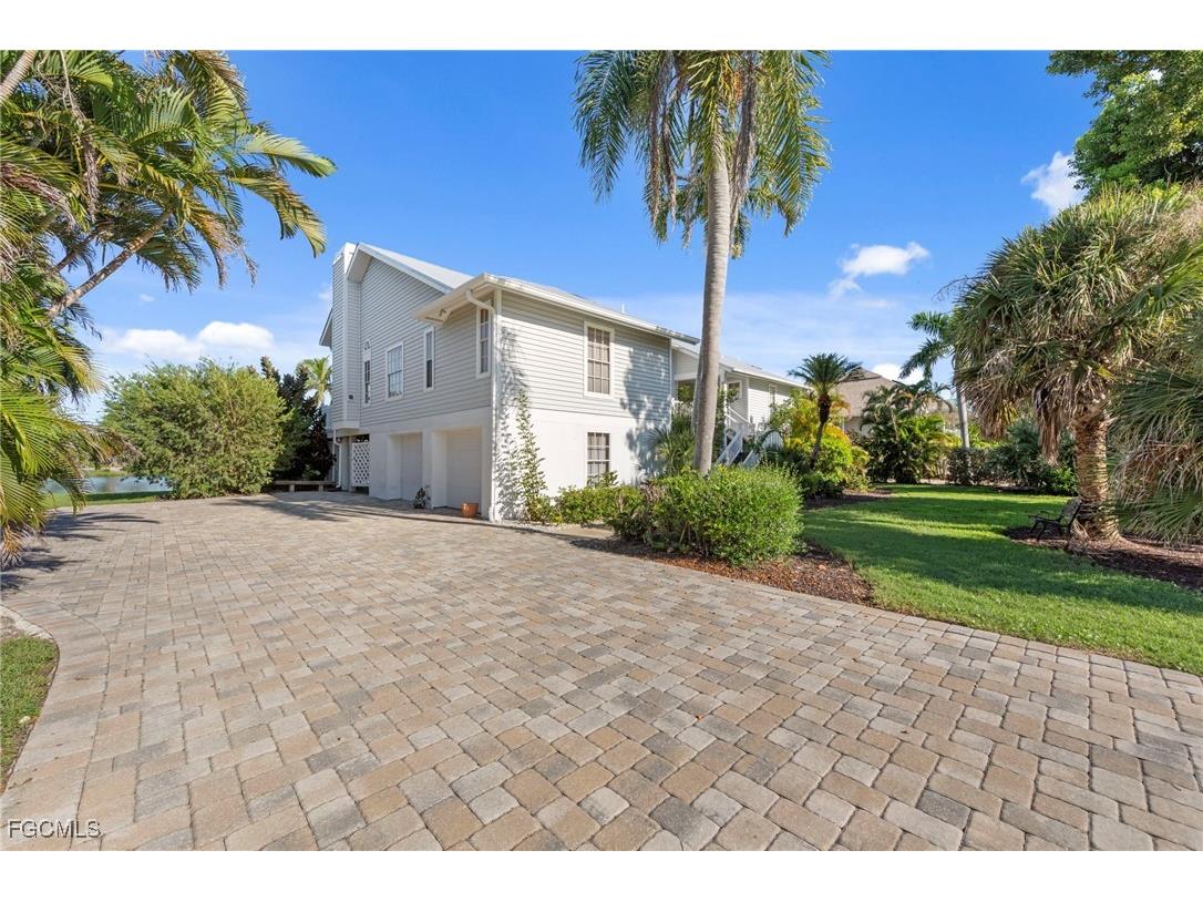 1558 Sand Castle Road Sanibel FL 33957 2025013946 image9