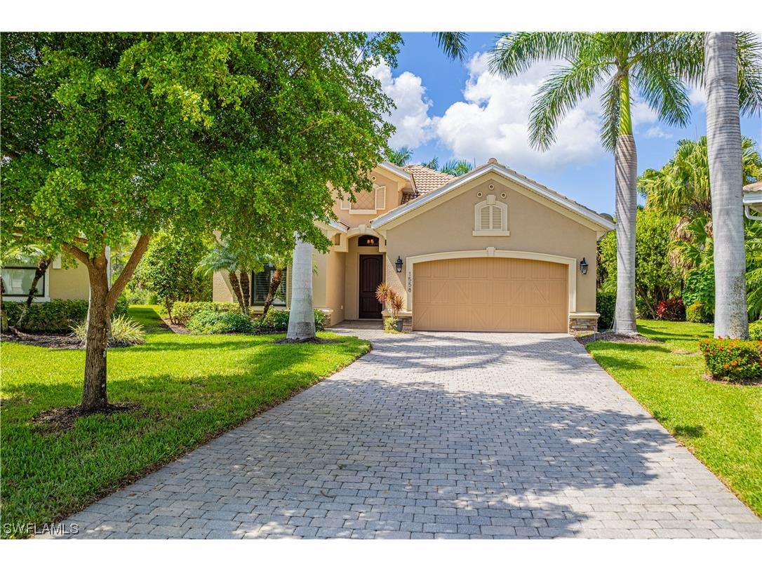 1558 Serrano Circle Naples FL 34105 223055666 image1