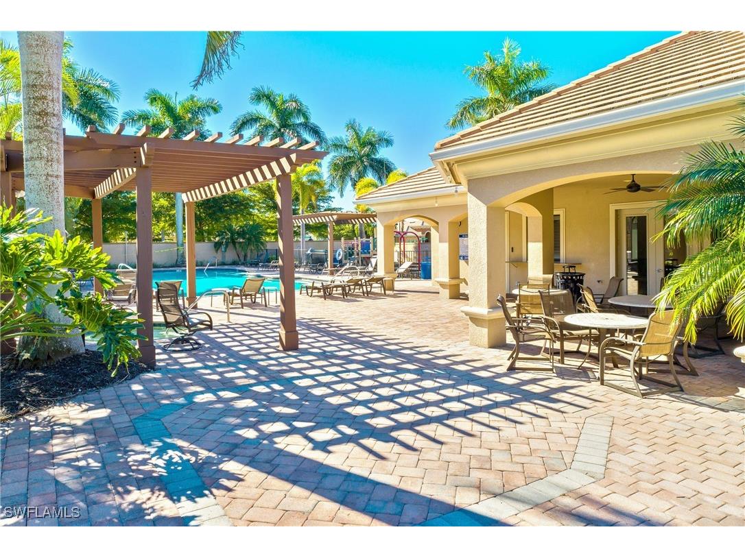 1558 Serrano Circle Naples FL 34105 225078908 image27