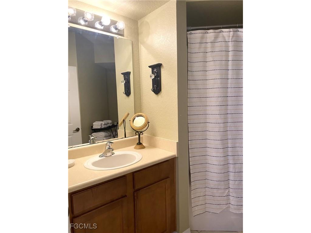 15585 Ocean Walk Circle #302 Fort Myers FL 33908 2025004255 image12