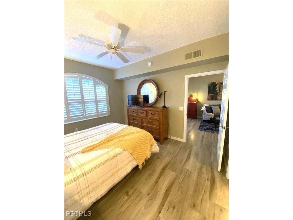 15585 Ocean Walk Circle #302 Fort Myers FL 33908 2025004255 image8