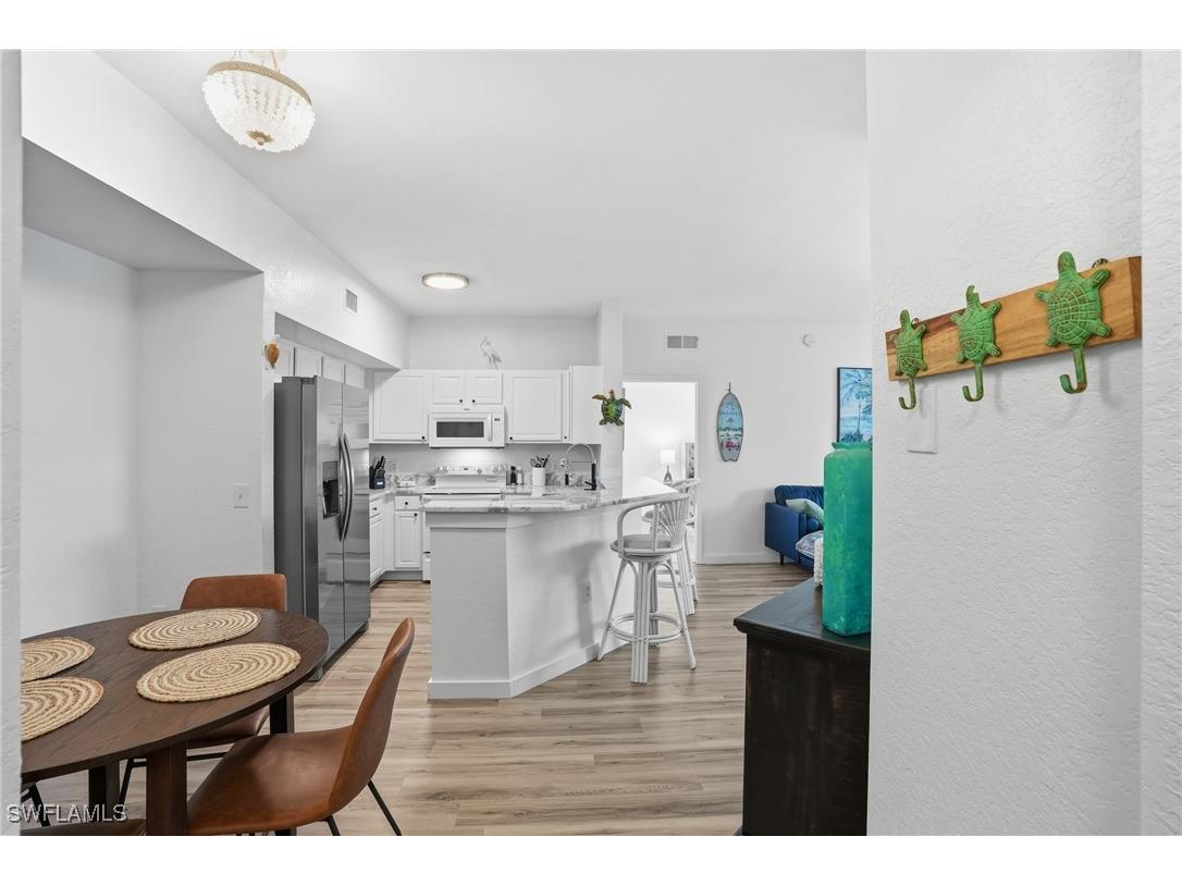 15585 Ocean Walk Circle #313 Fort Myers FL 33908 225085228 image4