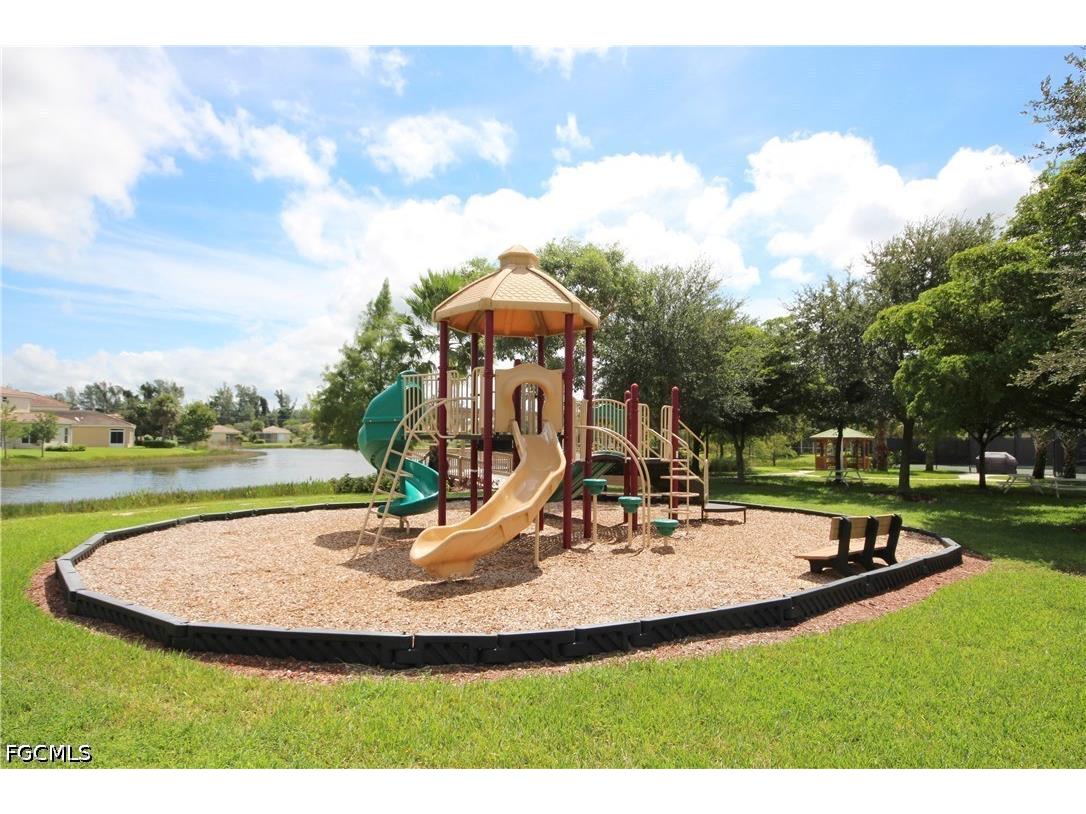 15586 Alton Drive Fort Myers FL 33908 2026028631 image43