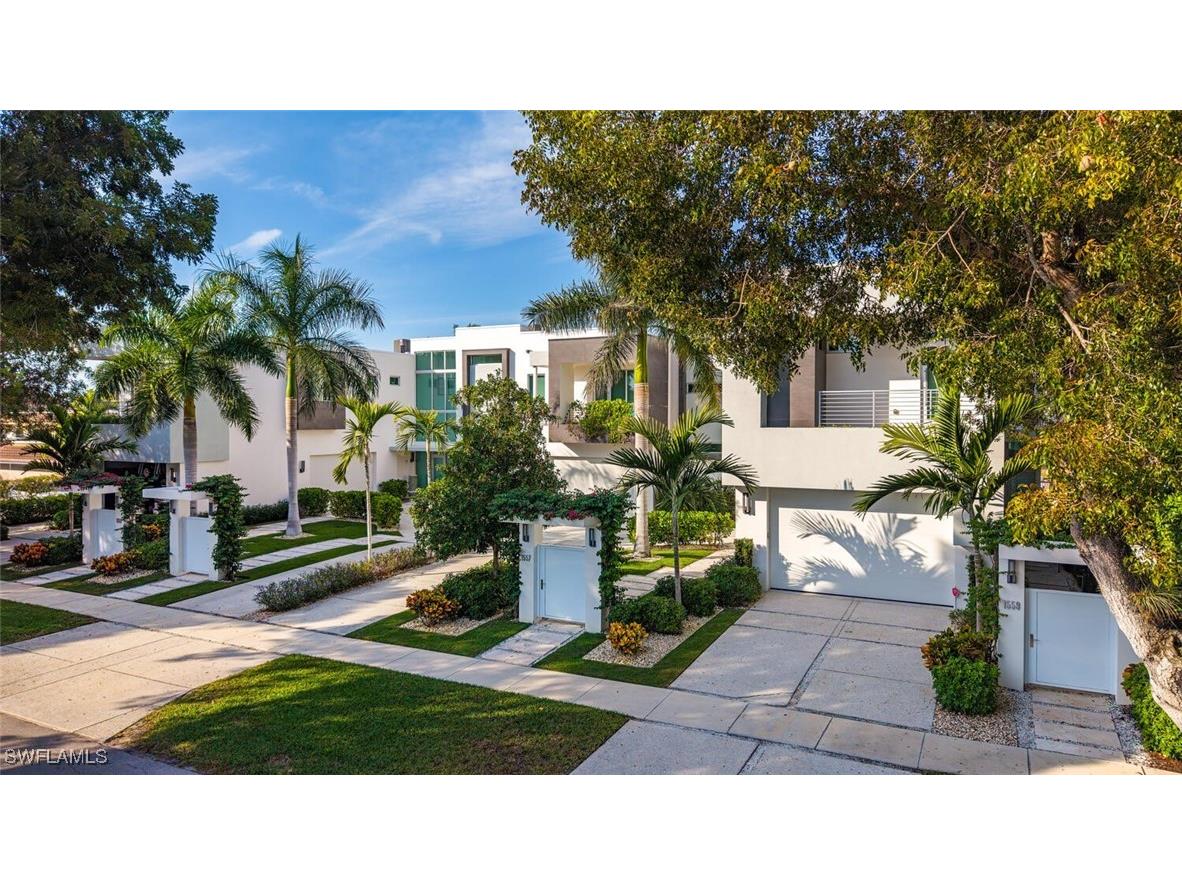 1559 Chesapeake Avenue Naples FL 34102 225077747 image2
