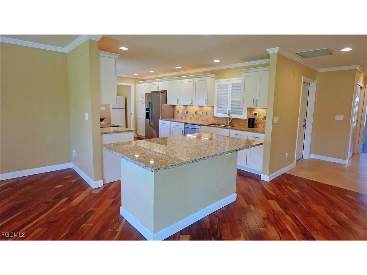 1559 Whiskey Creek Drive Fort Myers FL 33919 2025019179 image4