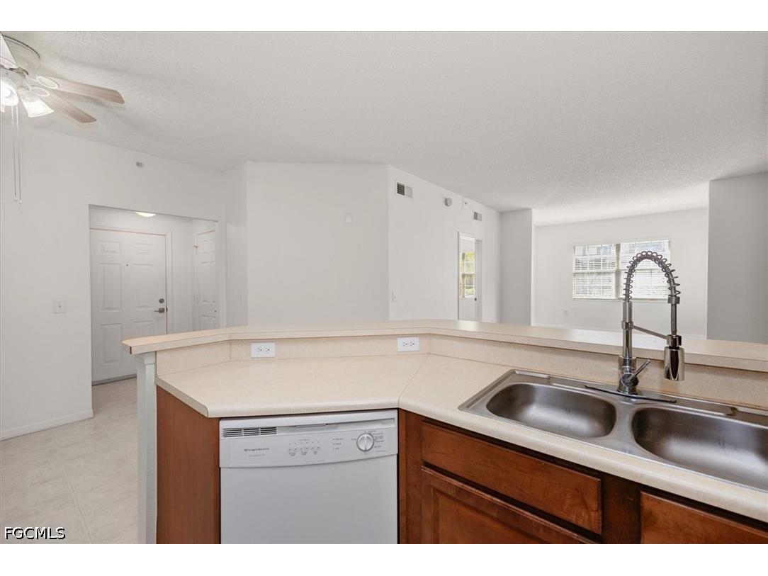 15590 Ocean Walk Circle #102 Fort Myers FL 33908 2026028504 image12