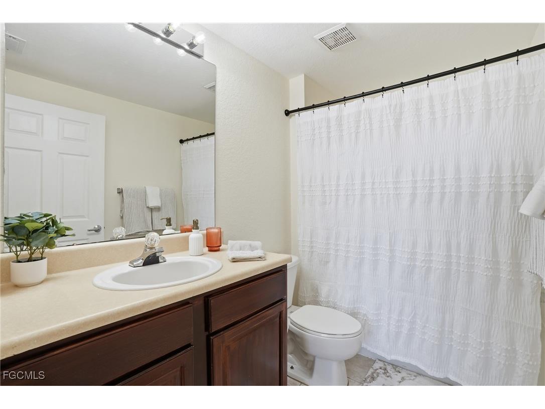 15590 Ocean Walk Circle #304 Fort Myers FL 33908 2025018350 image19