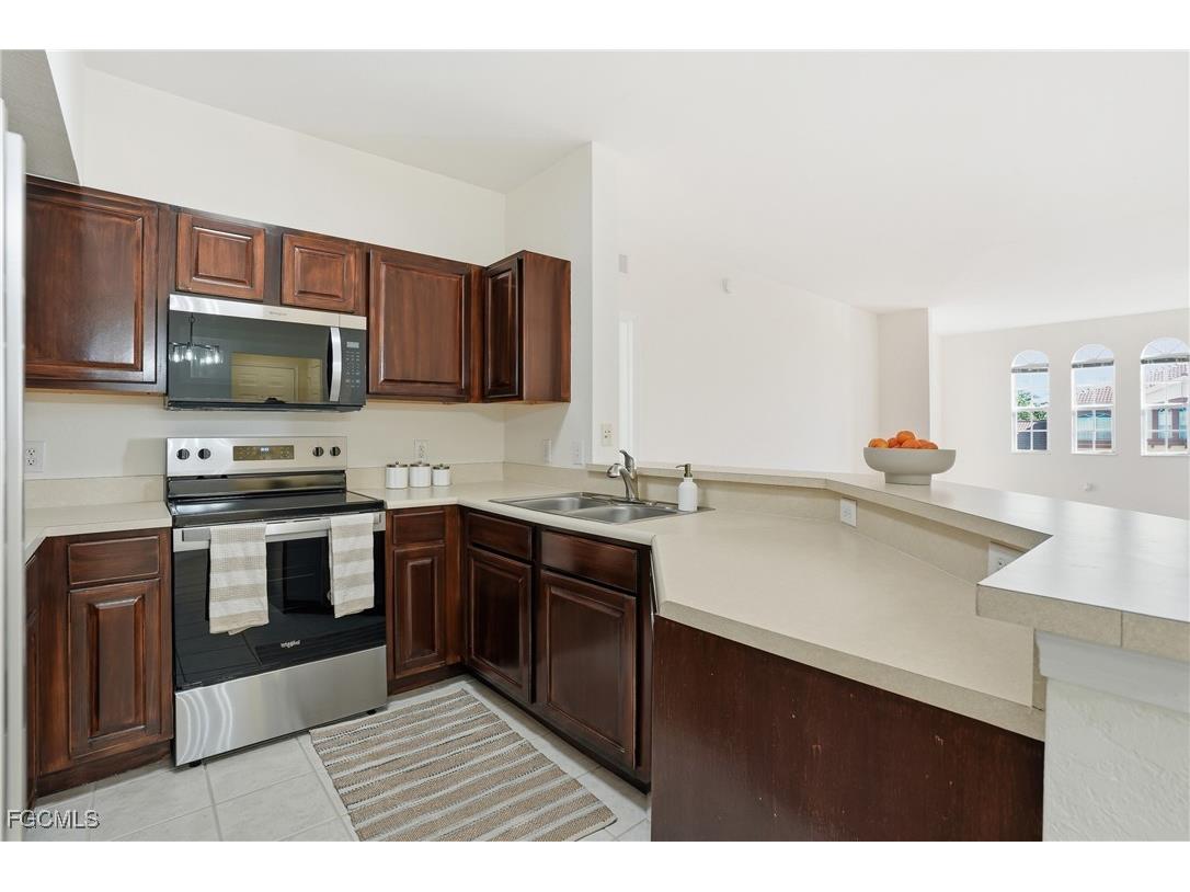 15590 Ocean Walk Circle #304 Fort Myers FL 33908 2025018350 image8