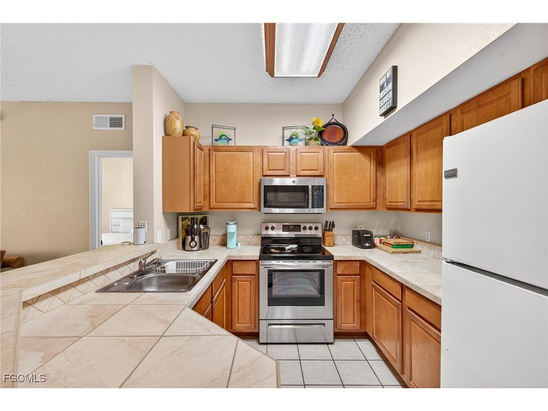 15590 Ocean Walk Circle #309 Fort Myers FL 33908 2025015115 image10