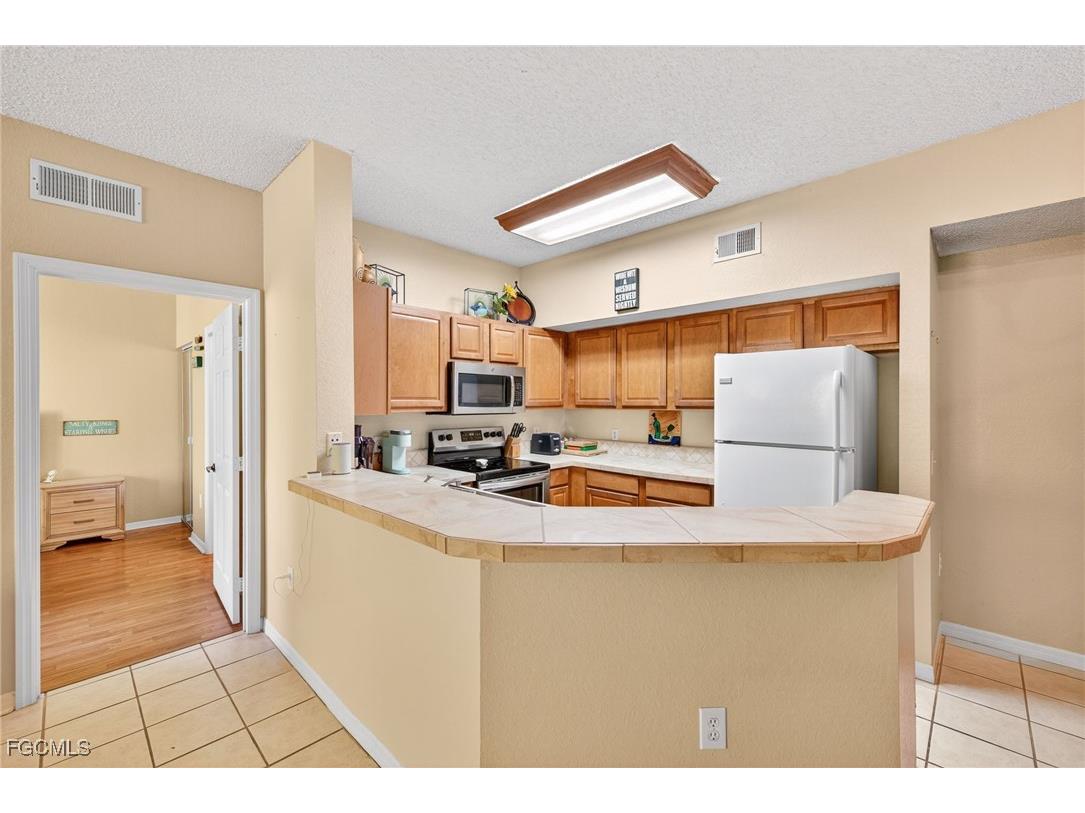 15590 Ocean Walk Circle #309 Fort Myers FL 33908 2025015115 image9