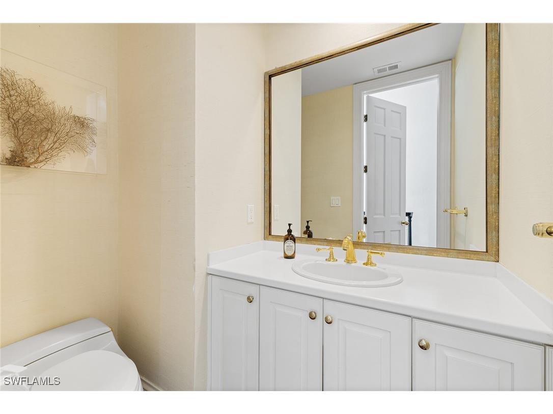 156 Colonade Circle #1107 Naples FL 34103 225077449 image12