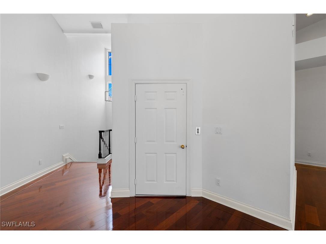 156 Colonade Circle #1107 Naples FL 34103 225077449 image28