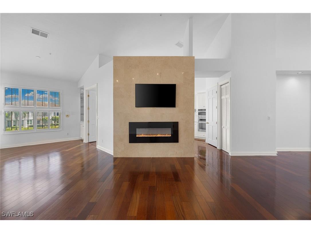 156 Colonade Circle #1107 Naples FL 34103 225077449 image3