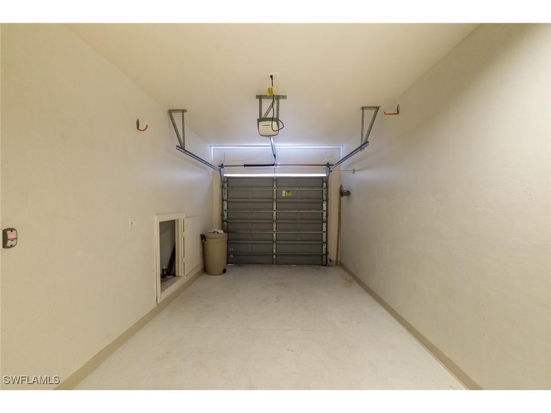 156 Colonade Circle #1107 Naples FL 34103 225077449 image31