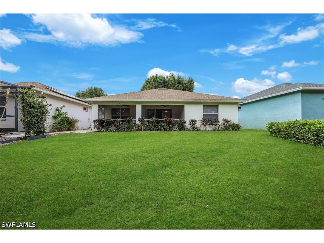 156 Stanhope Circle Naples FL 34104 226019766 image24