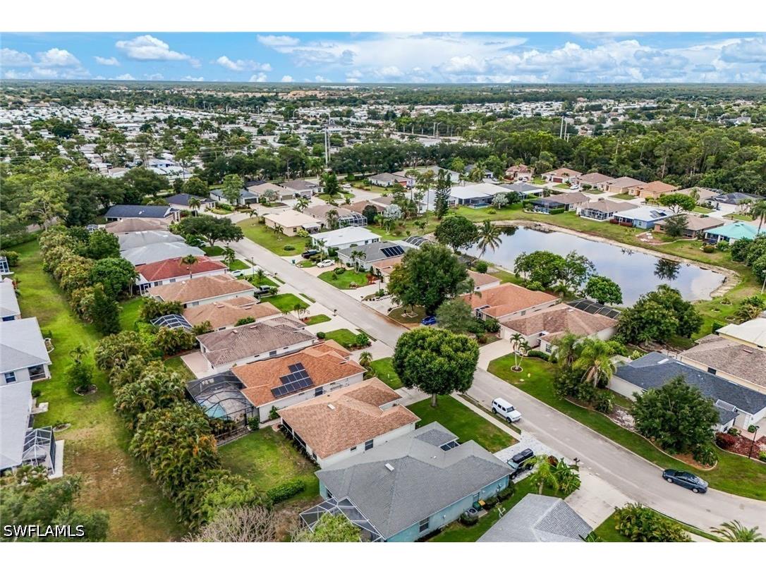156 Stanhope Circle Naples FL 34104 226019766 image25