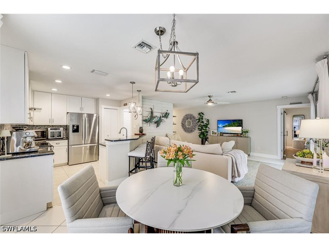156 Stanhope Circle Naples FL 34104 226019766 image6