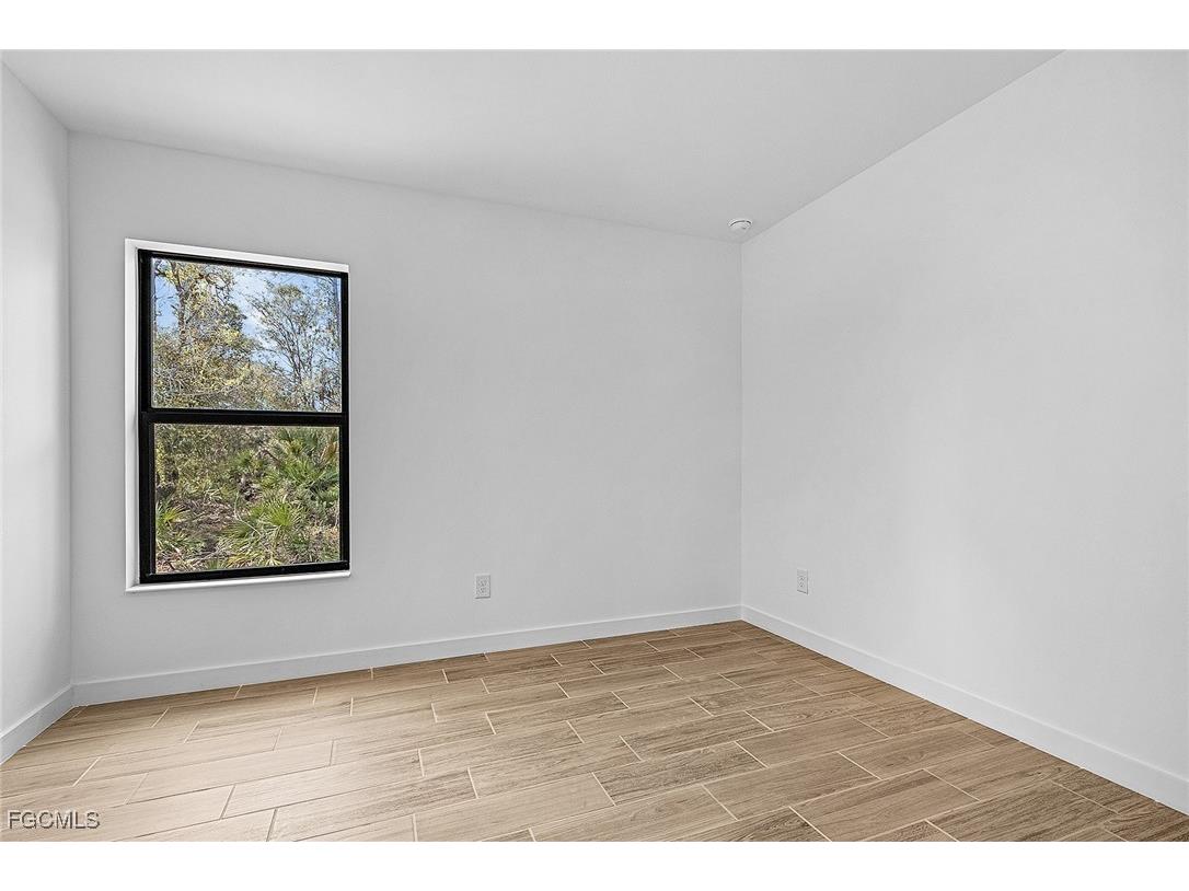 156 Yager Circle Fort Myers FL 33913 2025007033 image12