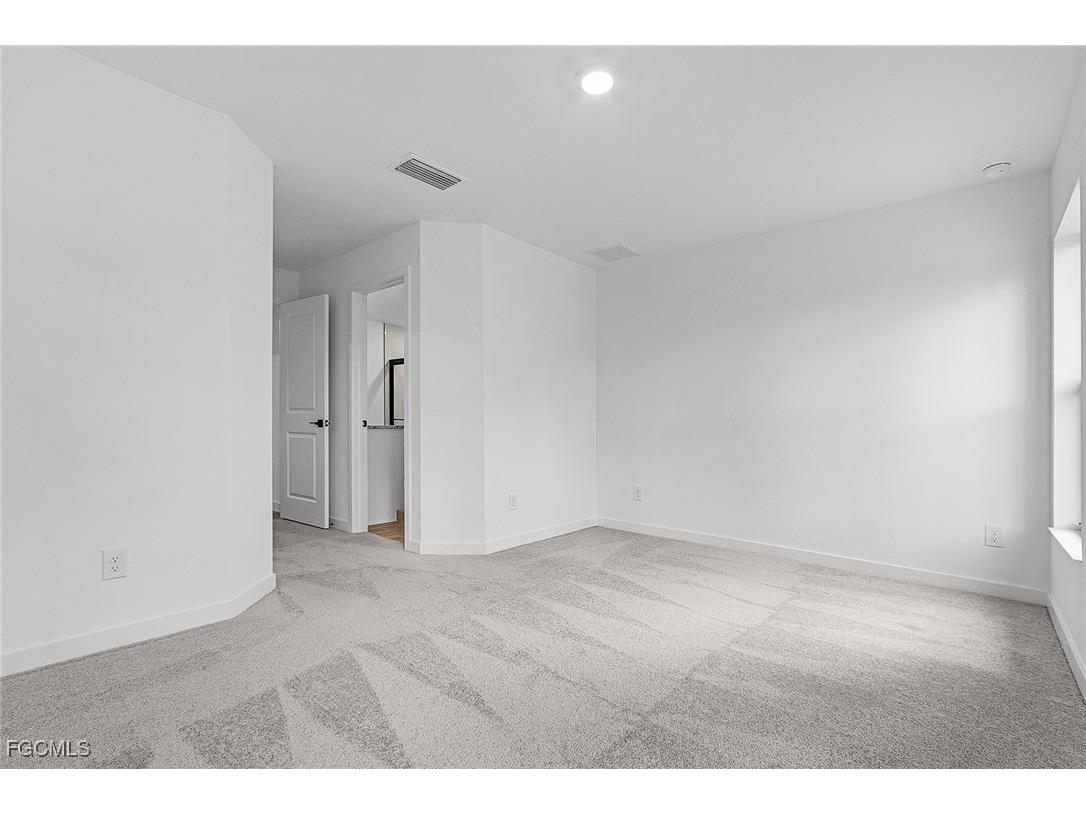 156 Yager Circle Fort Myers FL 33913 2025007033 image14