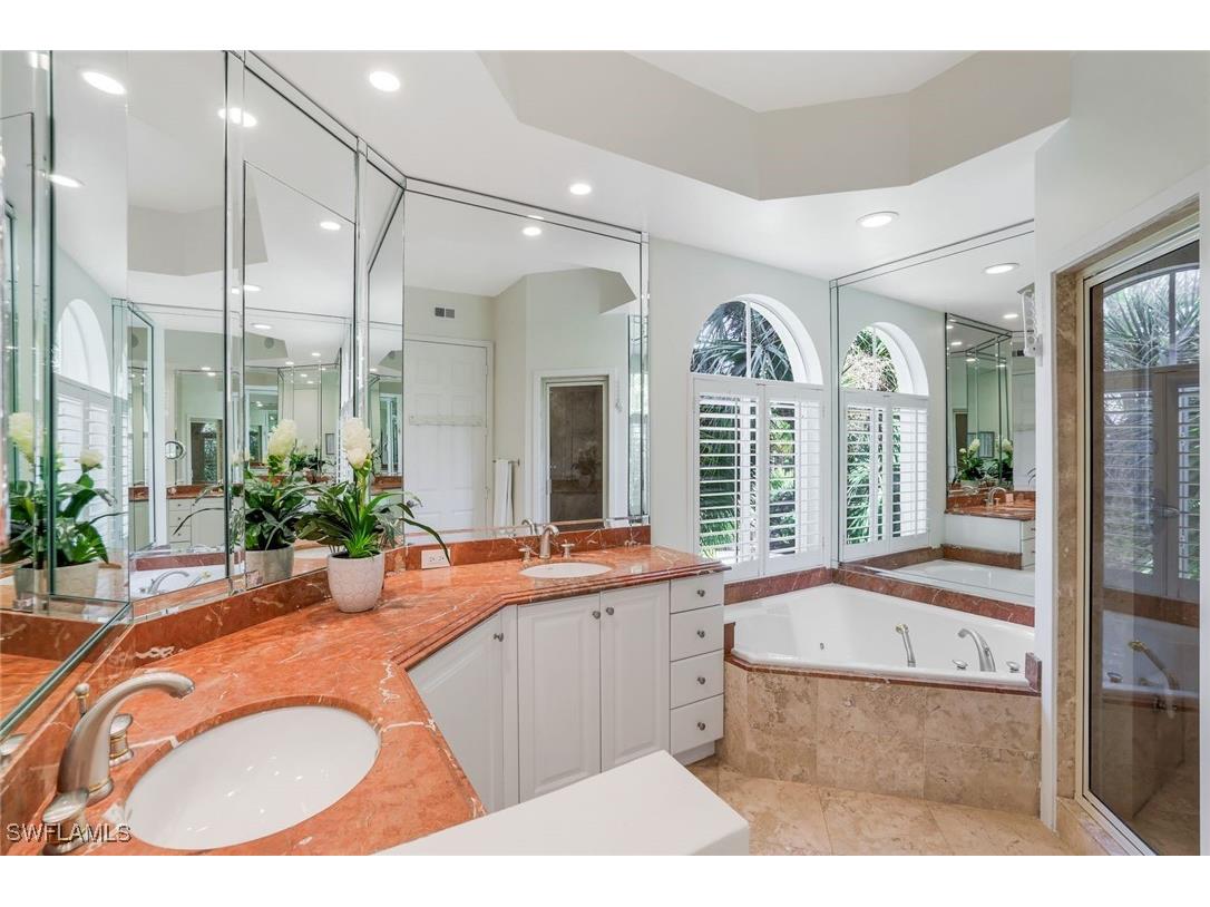 1560 Clermont Drive #D-201 Naples FL 34109 225081639 image11