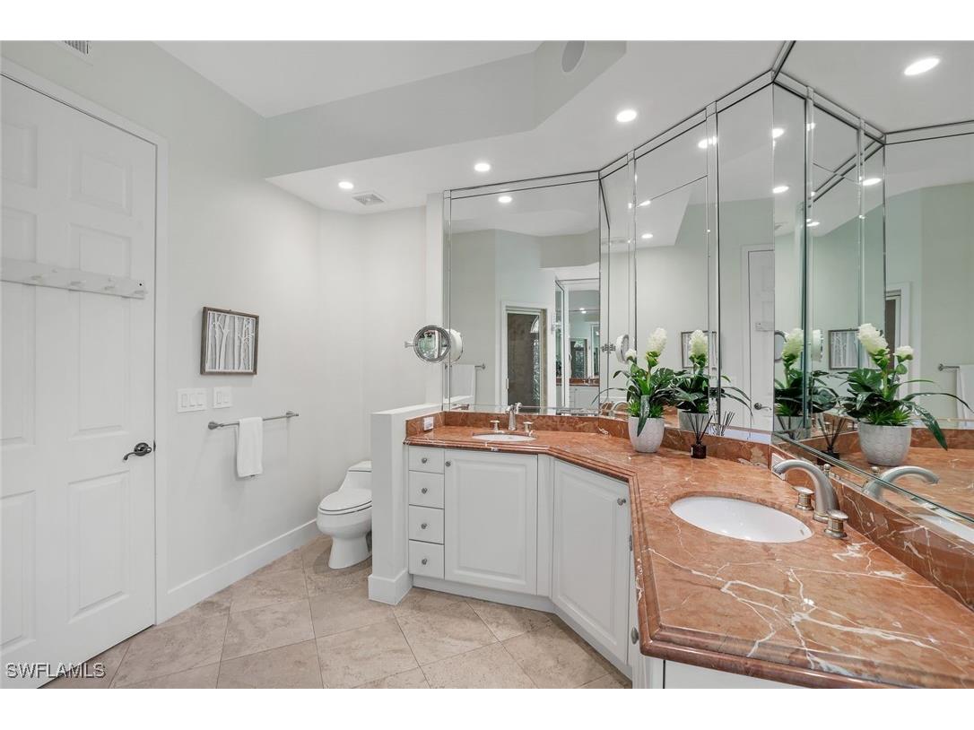 1560 Clermont Drive #D-201 Naples FL 34109 225081639 image12