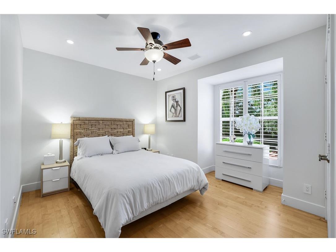 1560 Clermont Drive #D-201 Naples FL 34109 225081639 image13