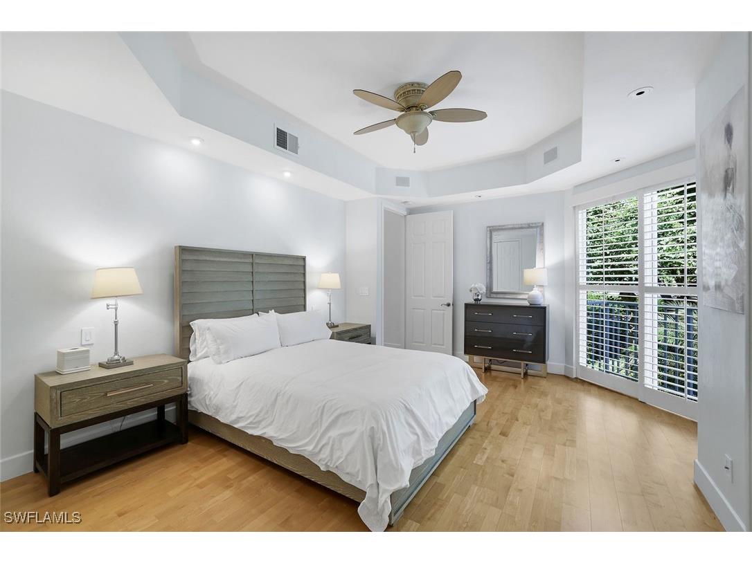 1560 Clermont Drive #D-201 Naples FL 34109 225081639 image9